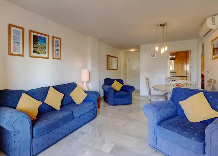 Luxury 2 Bed Apt Freeview Tv Wi