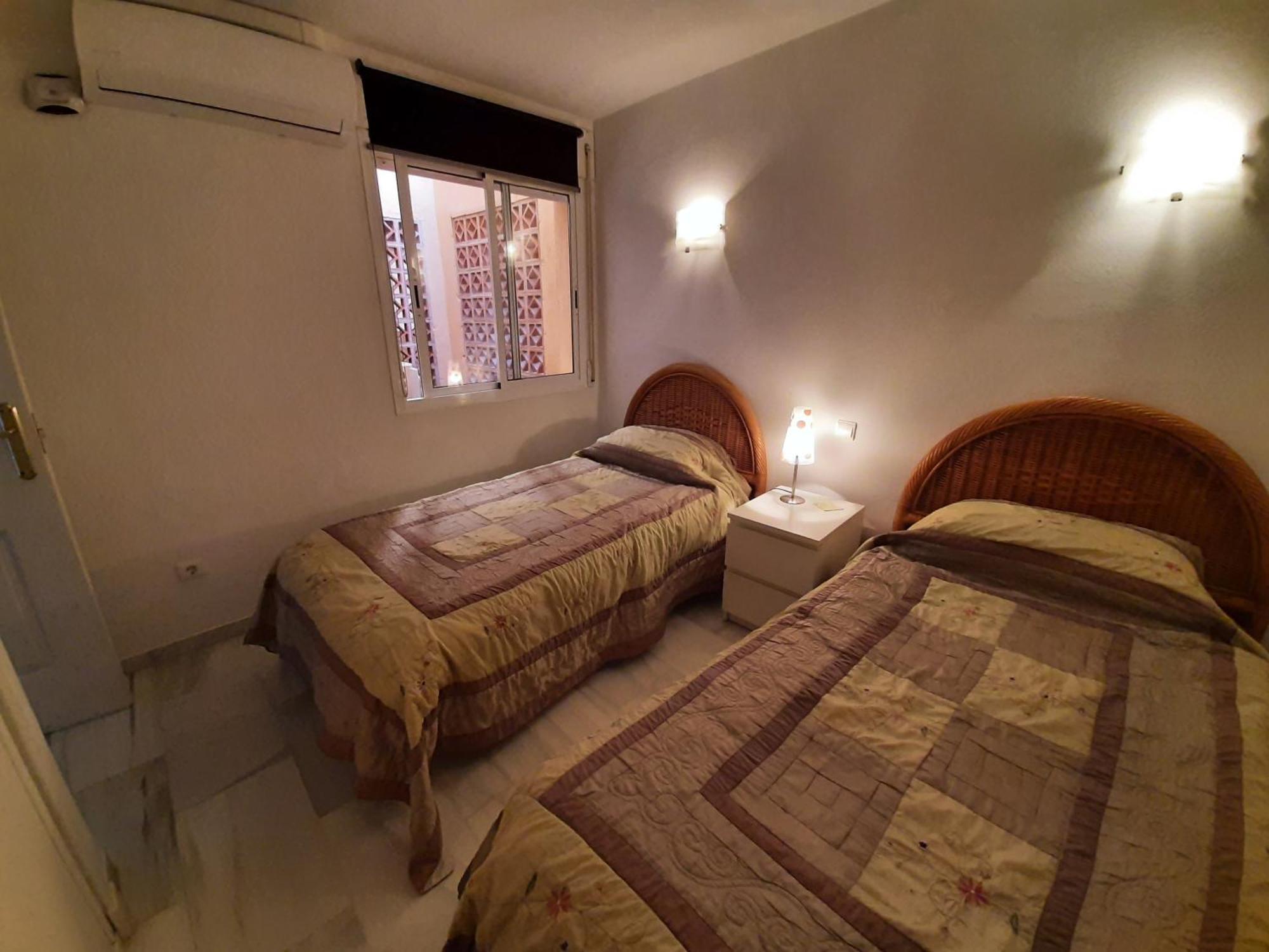 Luxury 2 Bed Freeview Tv Wi